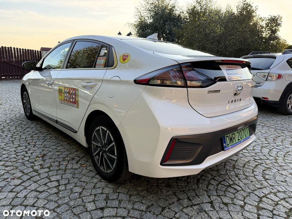 Hyundai IONIQ Electric Premium - 10