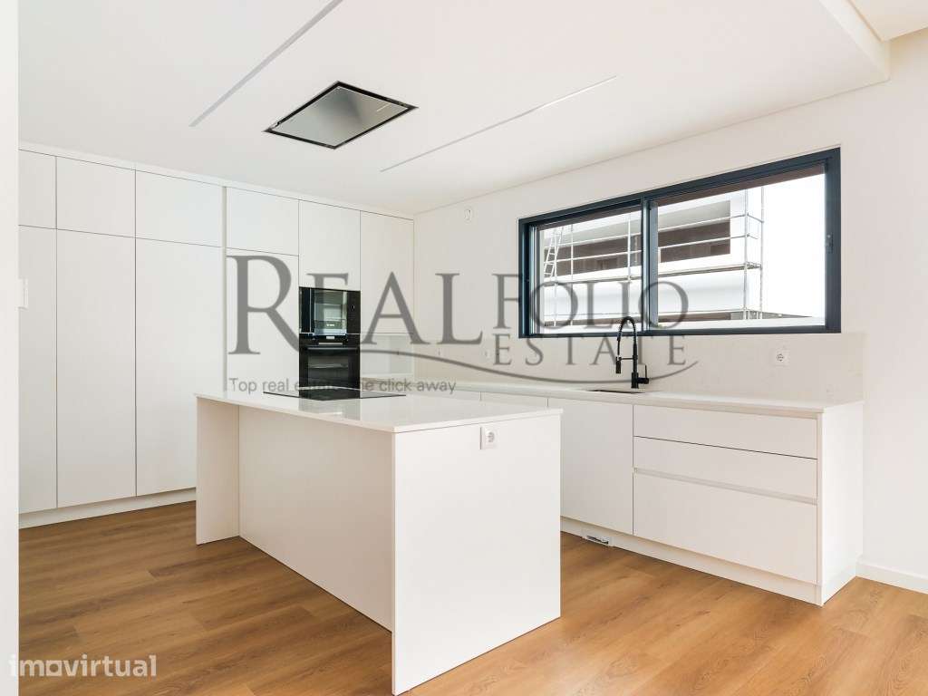 Moradia T4 com Piscina e Espaço Home Cinema em Murches - Grande imagem: 5/23
