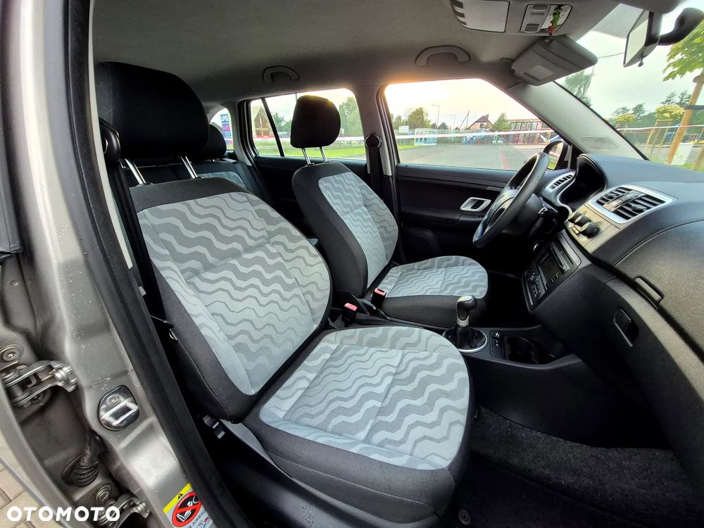 Skoda Fabia 1.2 TSI STYLE EDITION - 11