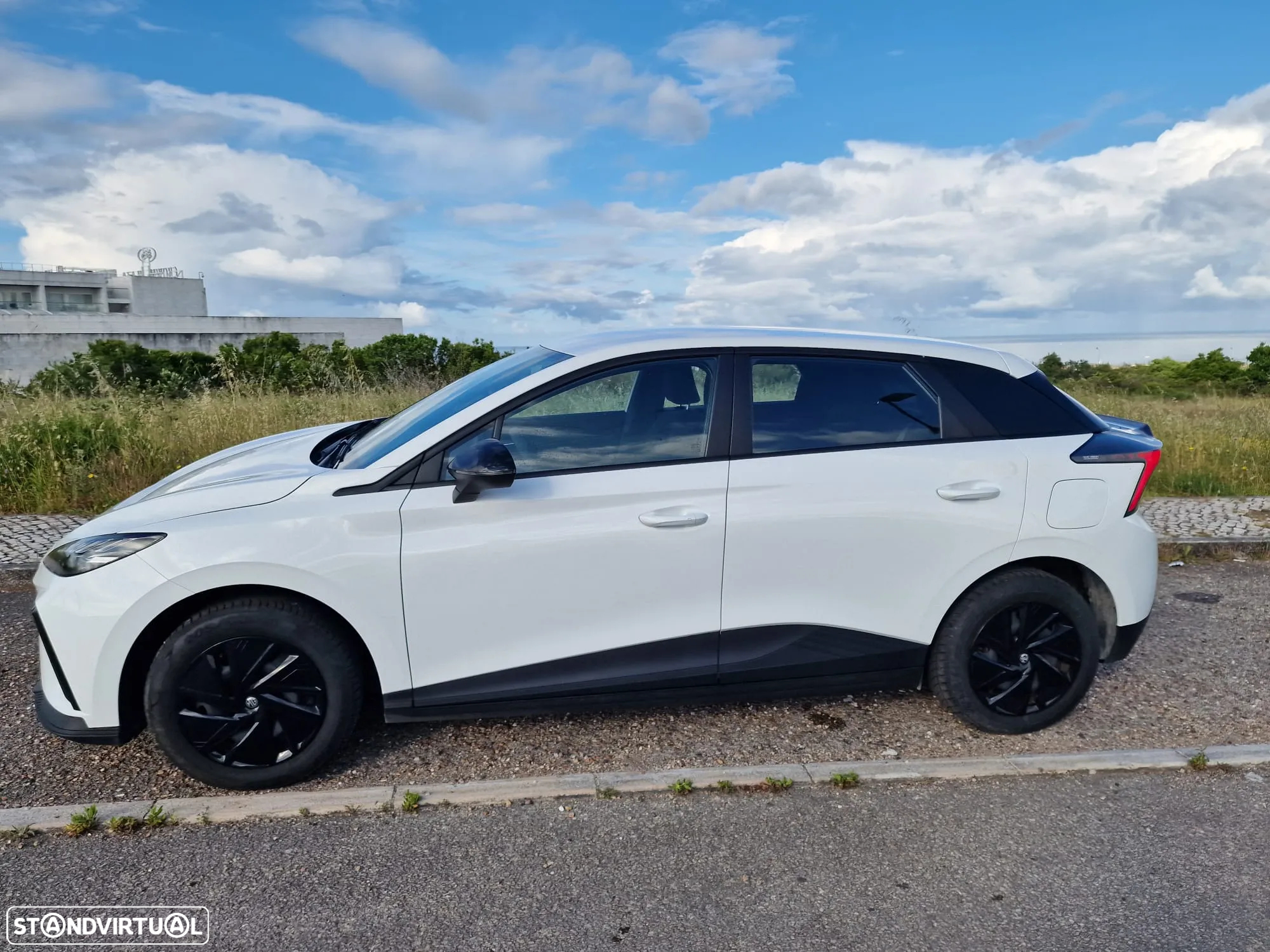 MG MG4 51 kWh Standard - 14