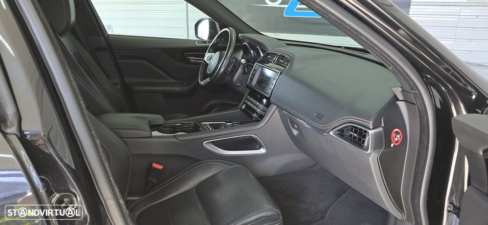 Jaguar F-Pace 2.0 i4D R-Sport AWD Aut. - 14