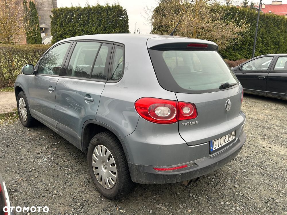 Volkswagen Tiguan - 5