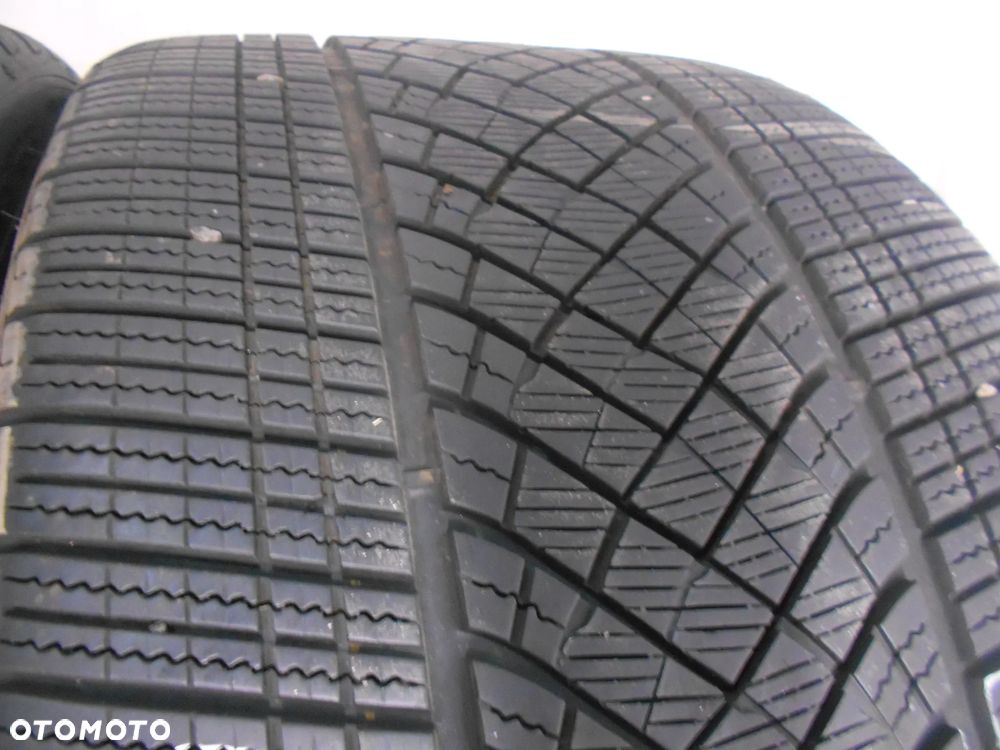 OPONY 305/30R21 GOODYEAR ULTRAGRIP PERFORMANCE NAO DOT 4321 6.4MM - 4