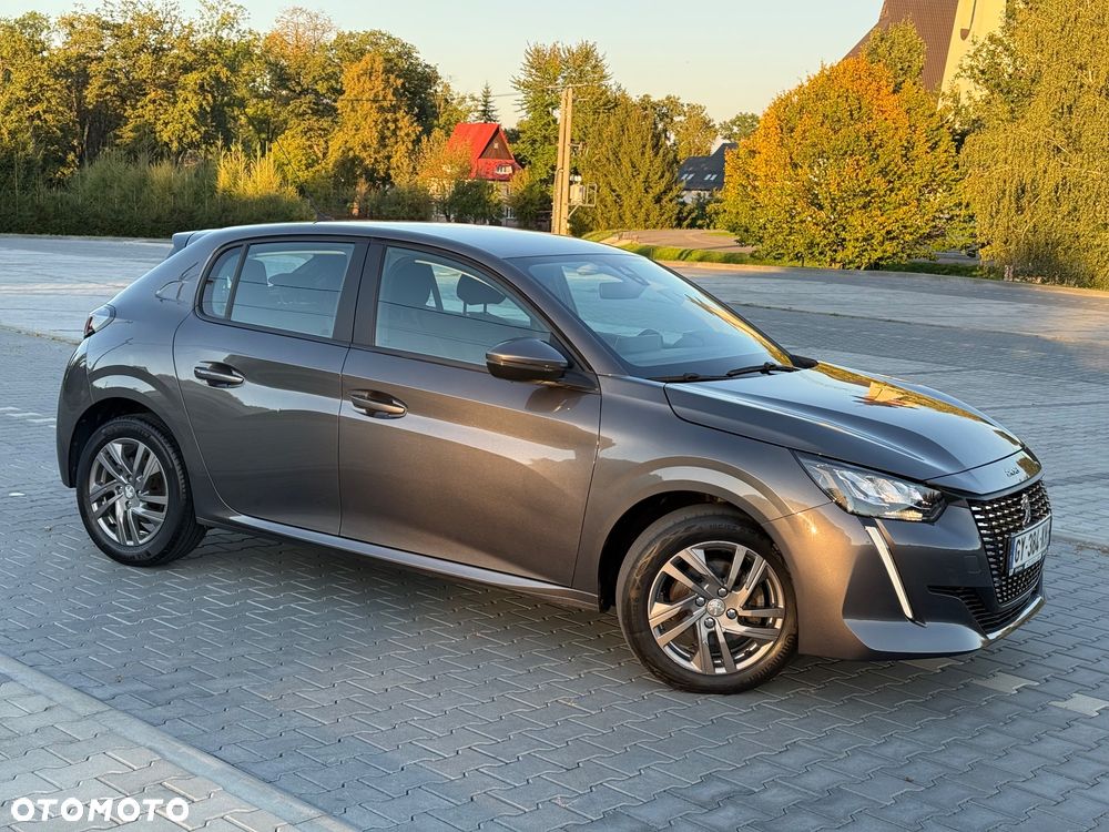 Peugeot 208 - 5