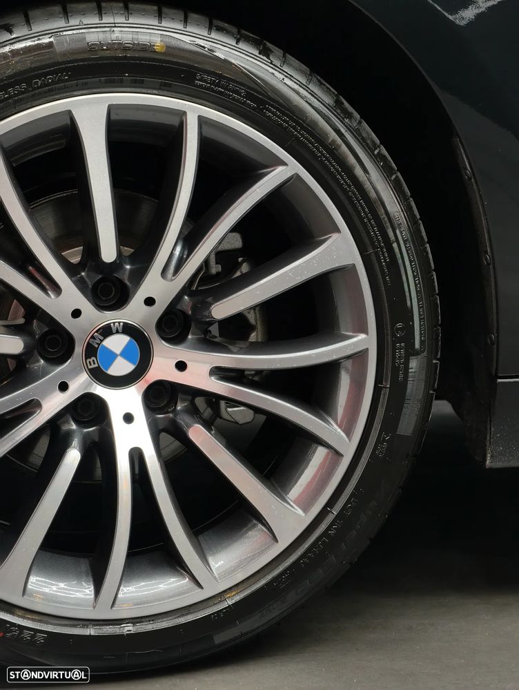 BMW 318 d Aut. Sport Line - 42