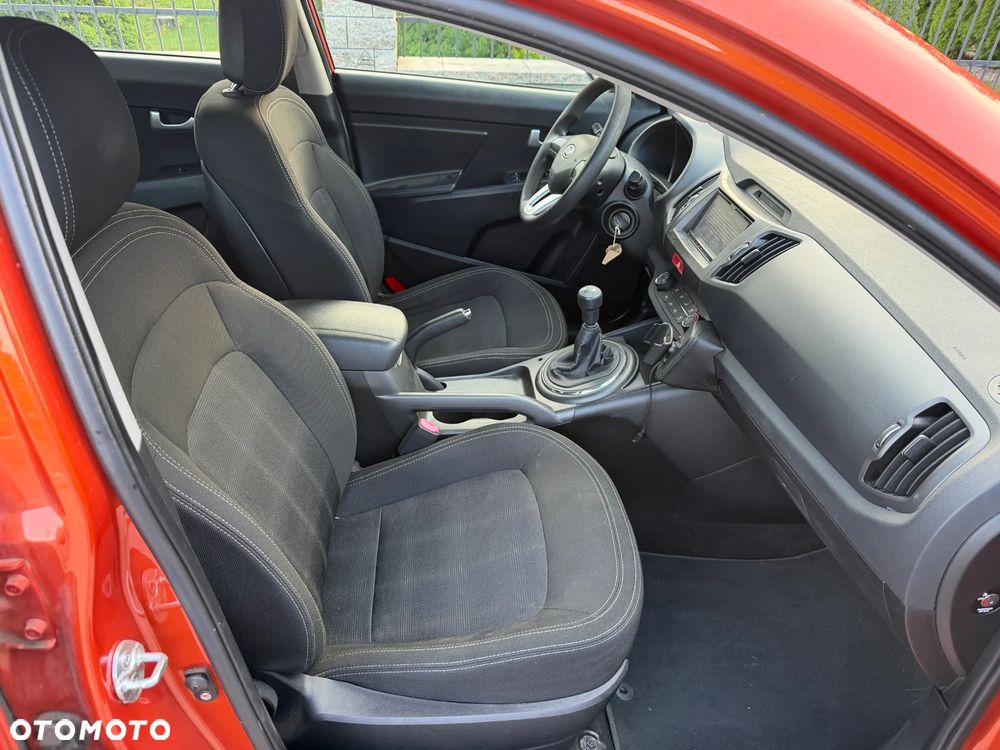 Kia Sportage 2.0 CVVT 2WD Attract - 4