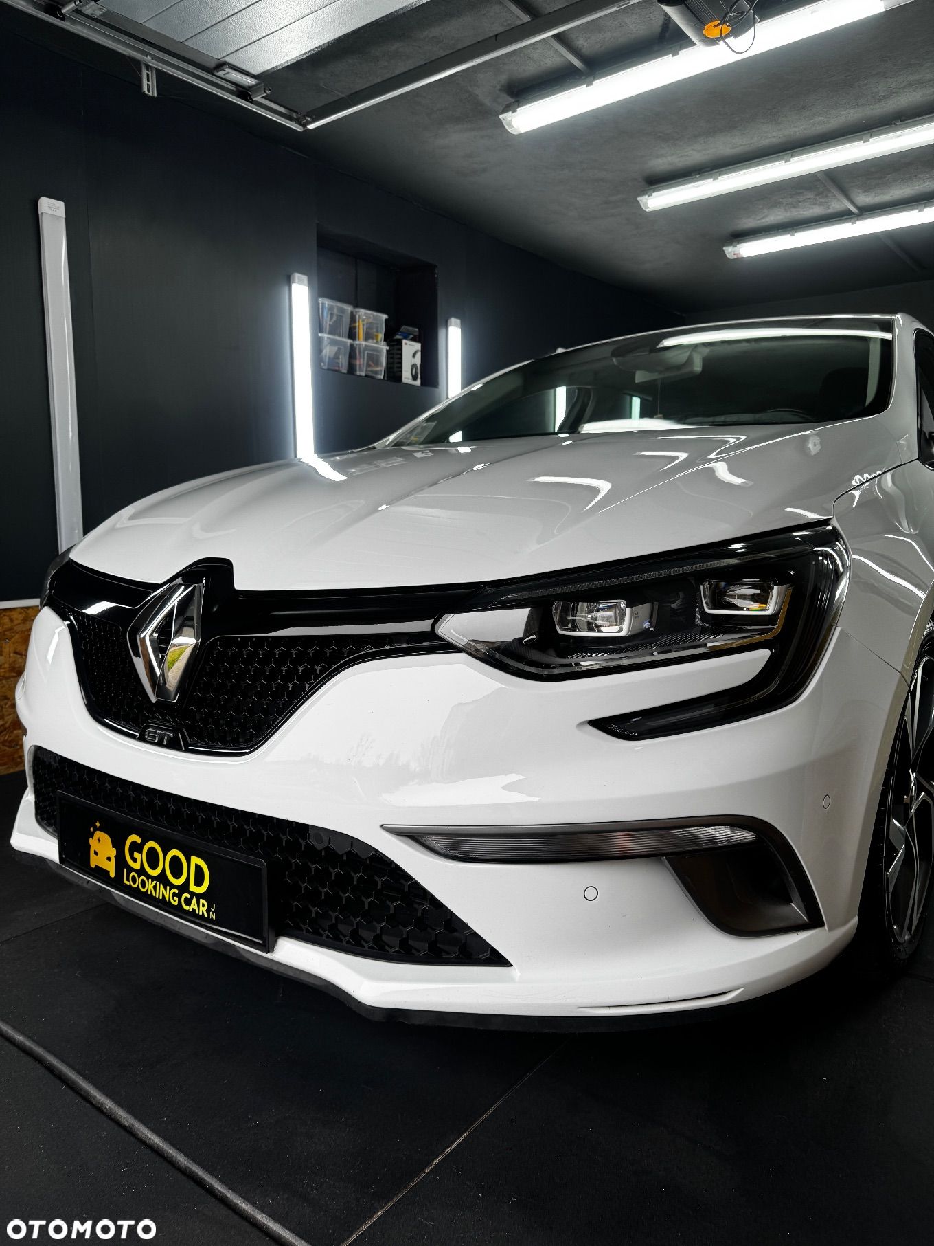 Renault Megane 1.6 TCe GT EDC - 1