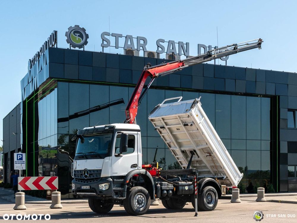 Mercedes-Benz Arocs 1932 4x4 Fassi F120 HDS Wywrotka - 1
