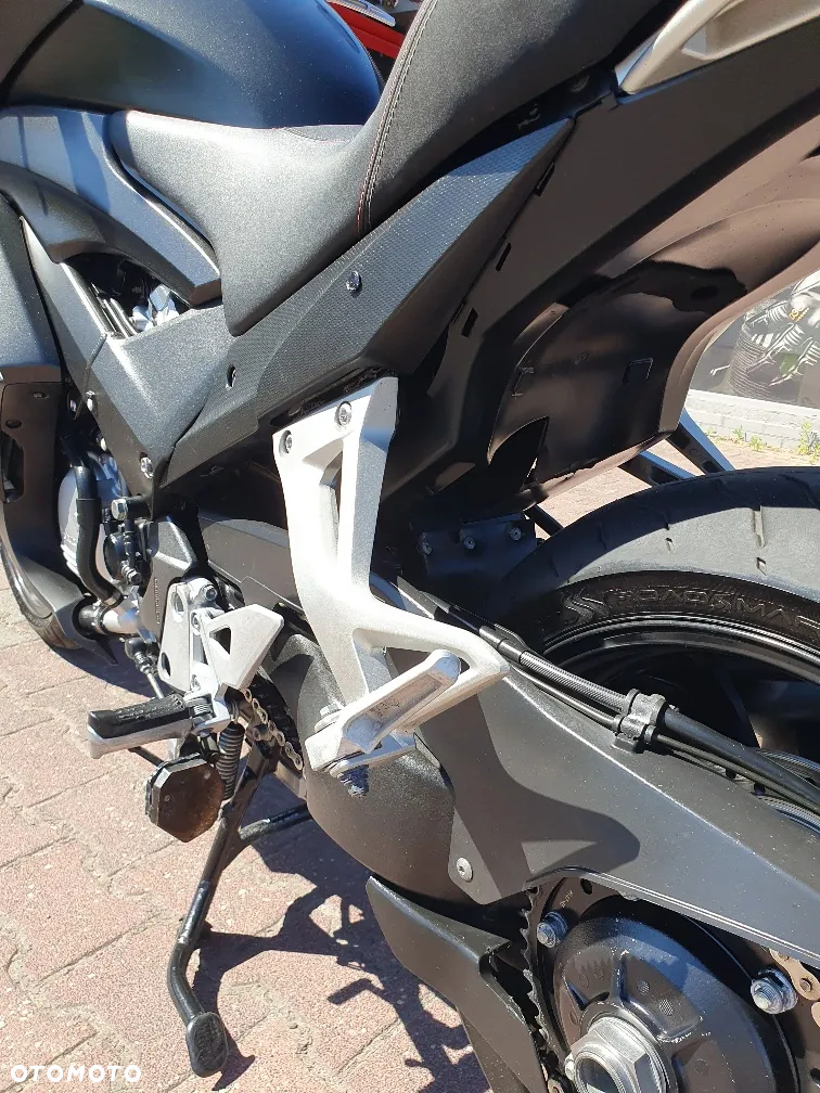 Honda VFR - 19