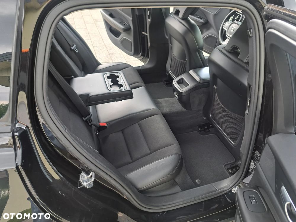 Volvo V60 D3 Drive-E Momentum - 15