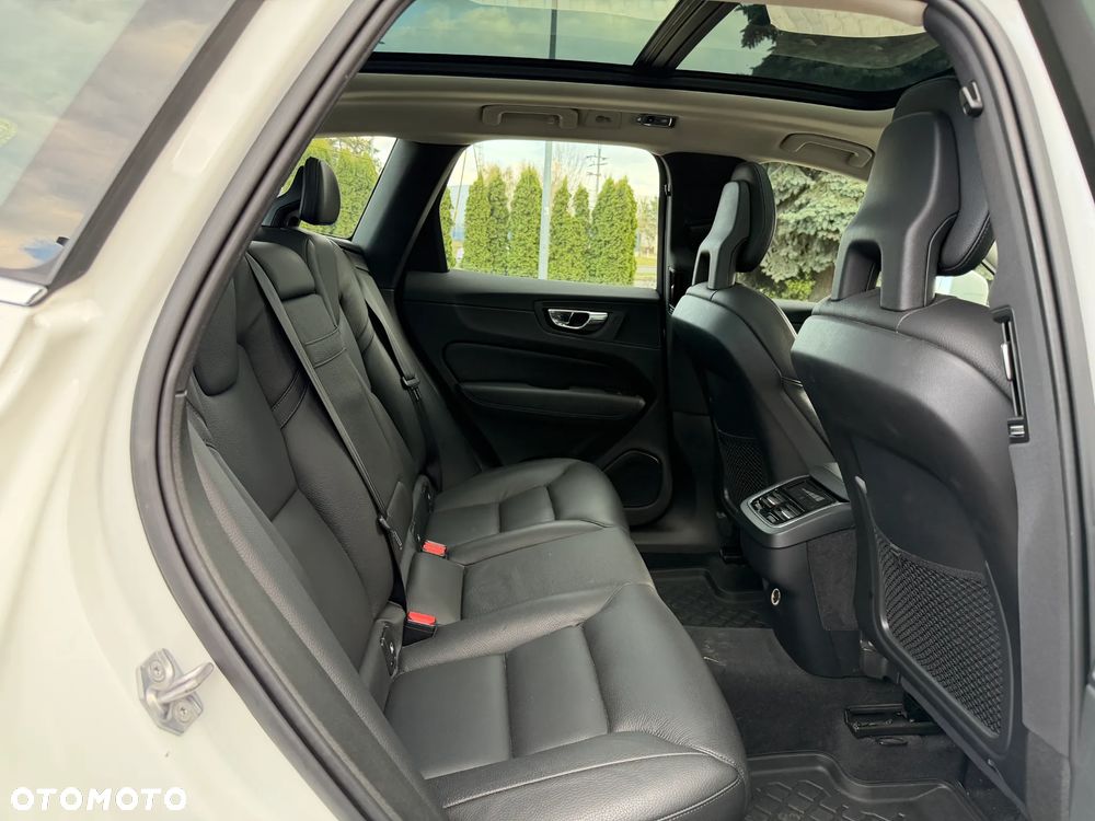 Volvo XC 60 D4 AWD Inscription - 17