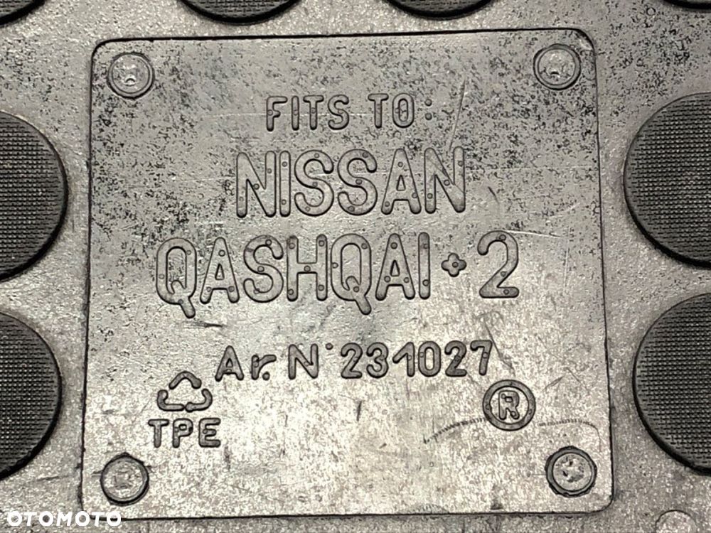 WYKŁADZINA BAGAŻNIKA GUMOWA  NISSAN QASHQAI / QASHQAI +2 I (J10, NJ10, JJ10E) 2006 - 2014 2.0 - 3