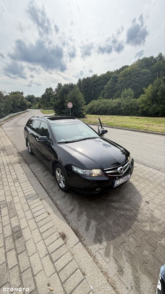 Honda Accord - 2