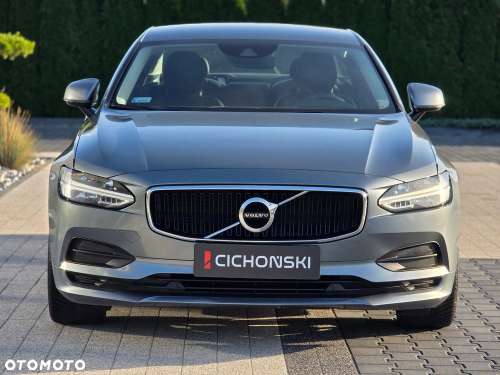 Volvo S90 D4 SCR Momentum Pro - 34