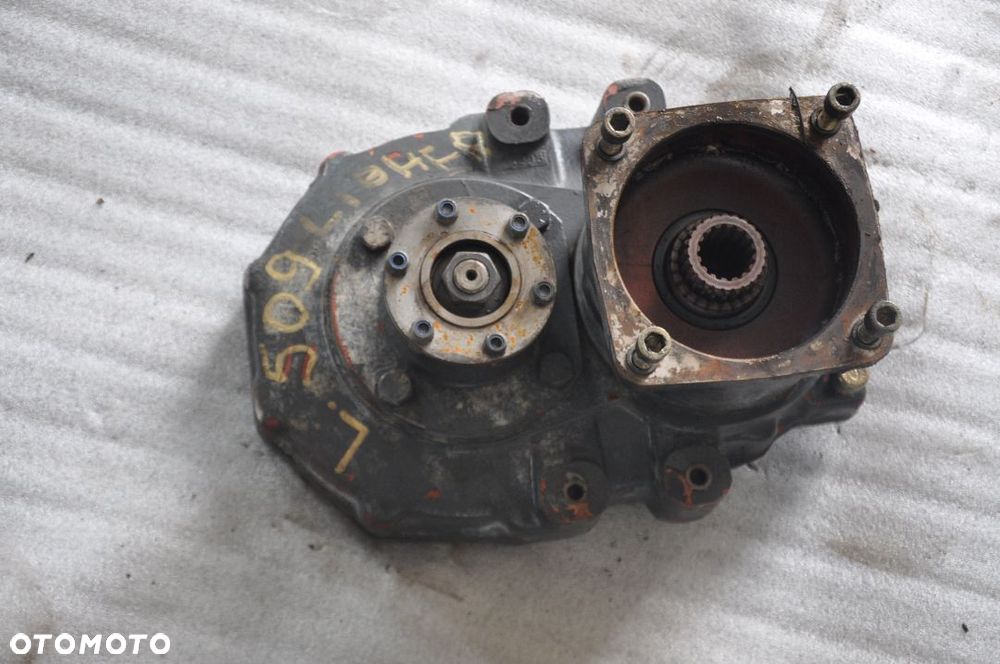 SKRZYNIA PRZYSTAWKA LIEBHERR L509