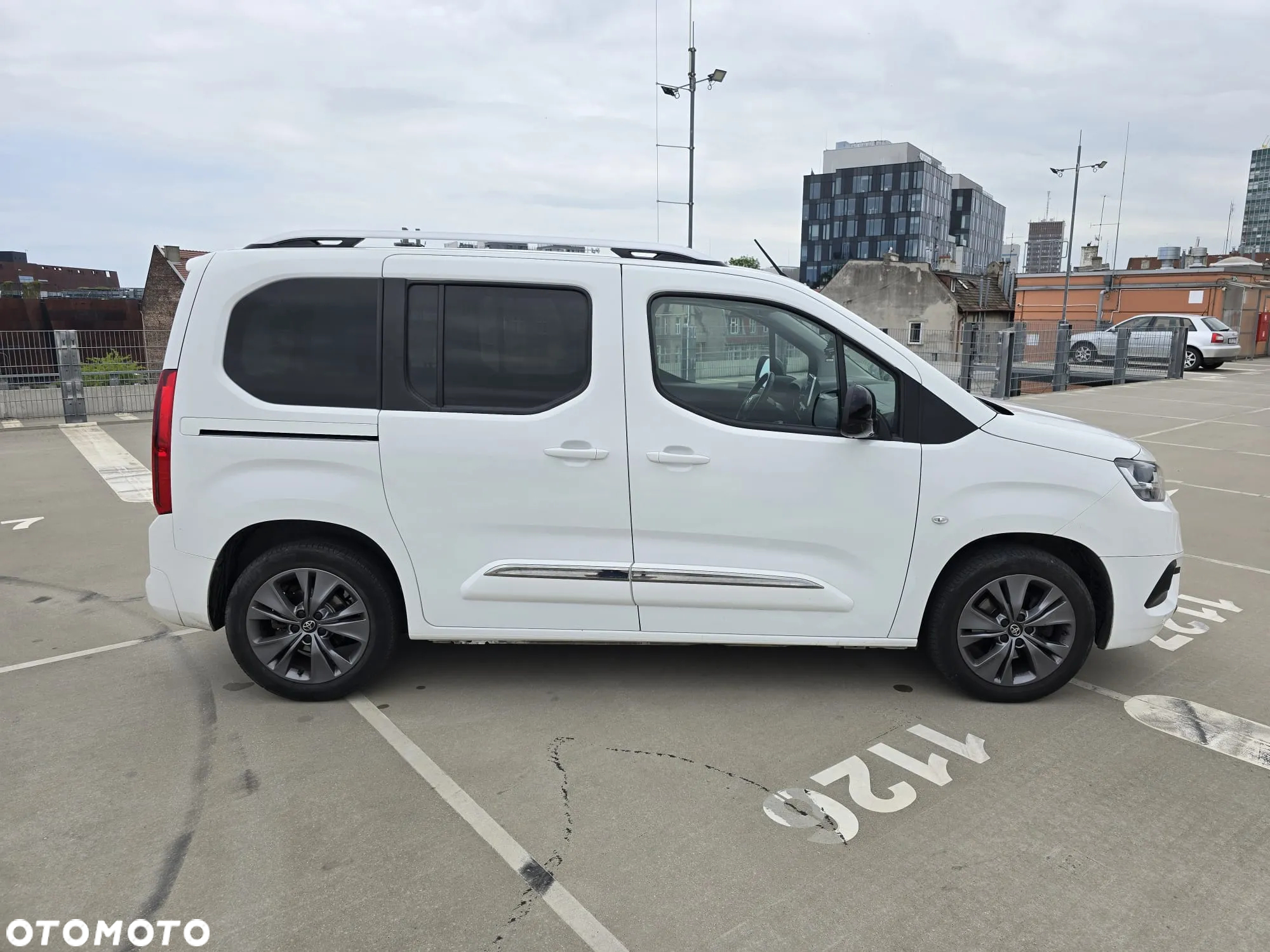 Toyota Proace City Verso 1.5 D-4D Family - 4