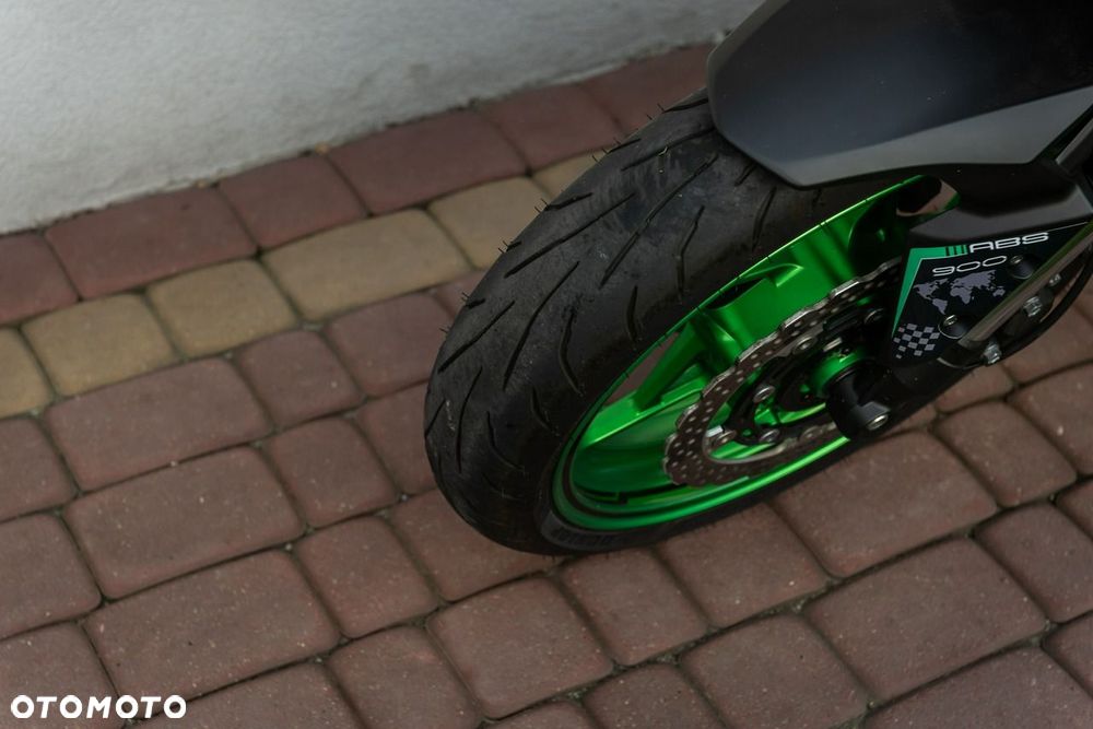 Kawasaki Z - 8