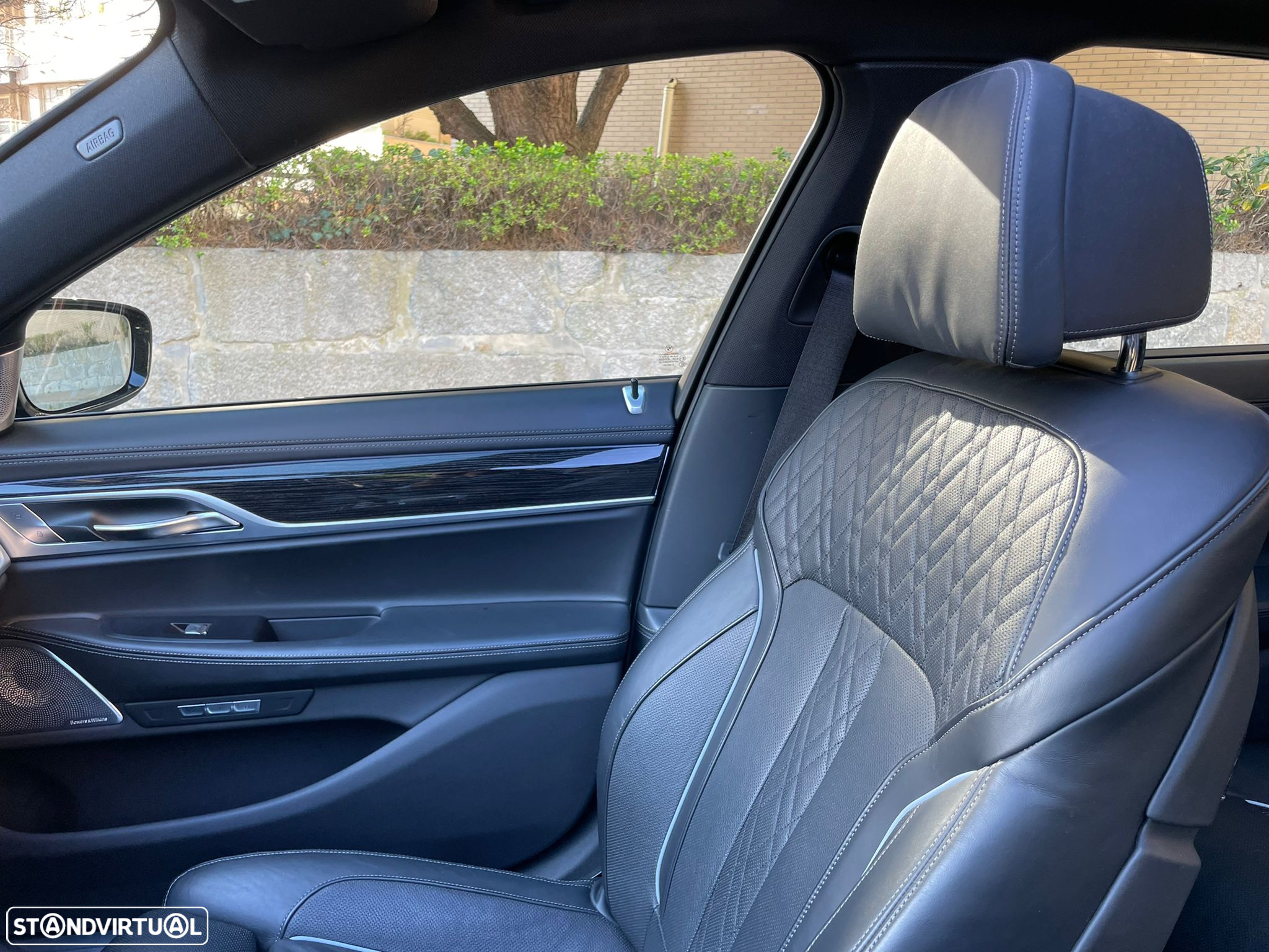 BMW 740 e iPerformance Pack M - 25
