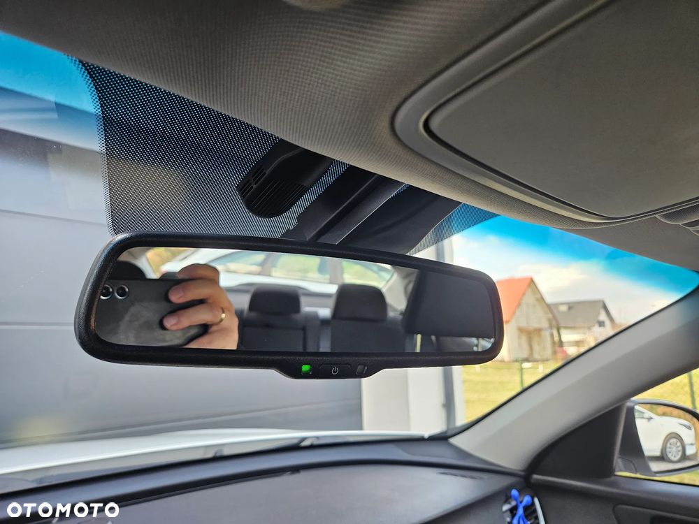 Kia Optima 2.0 M - 26