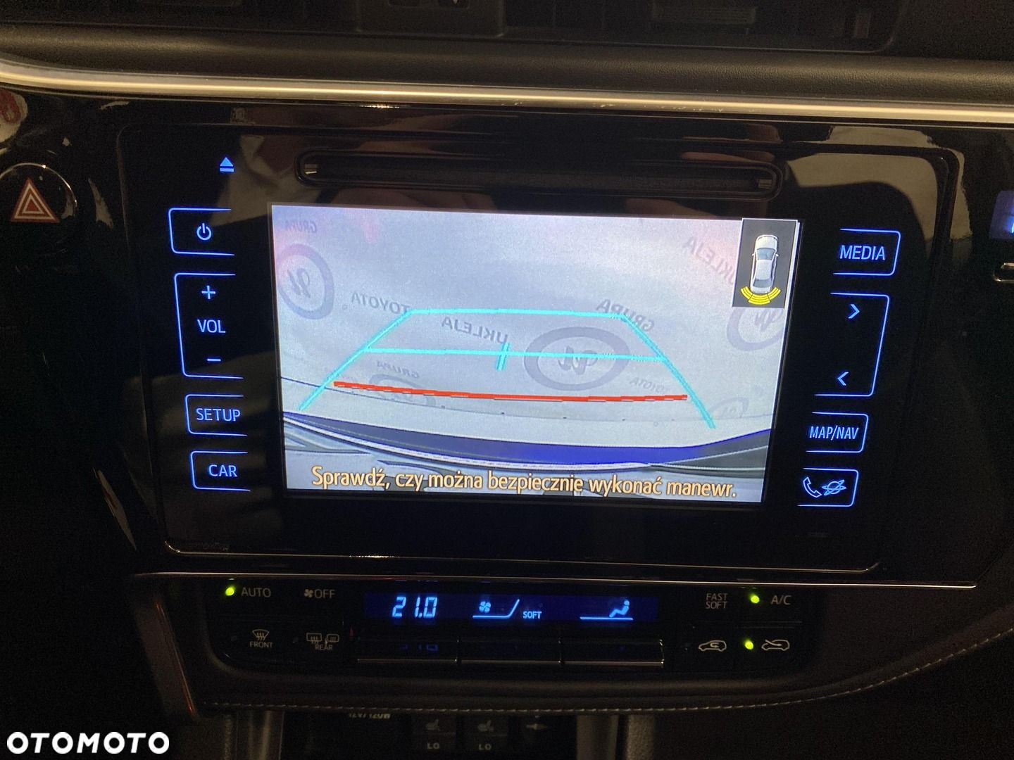 Toyota Auris - 17