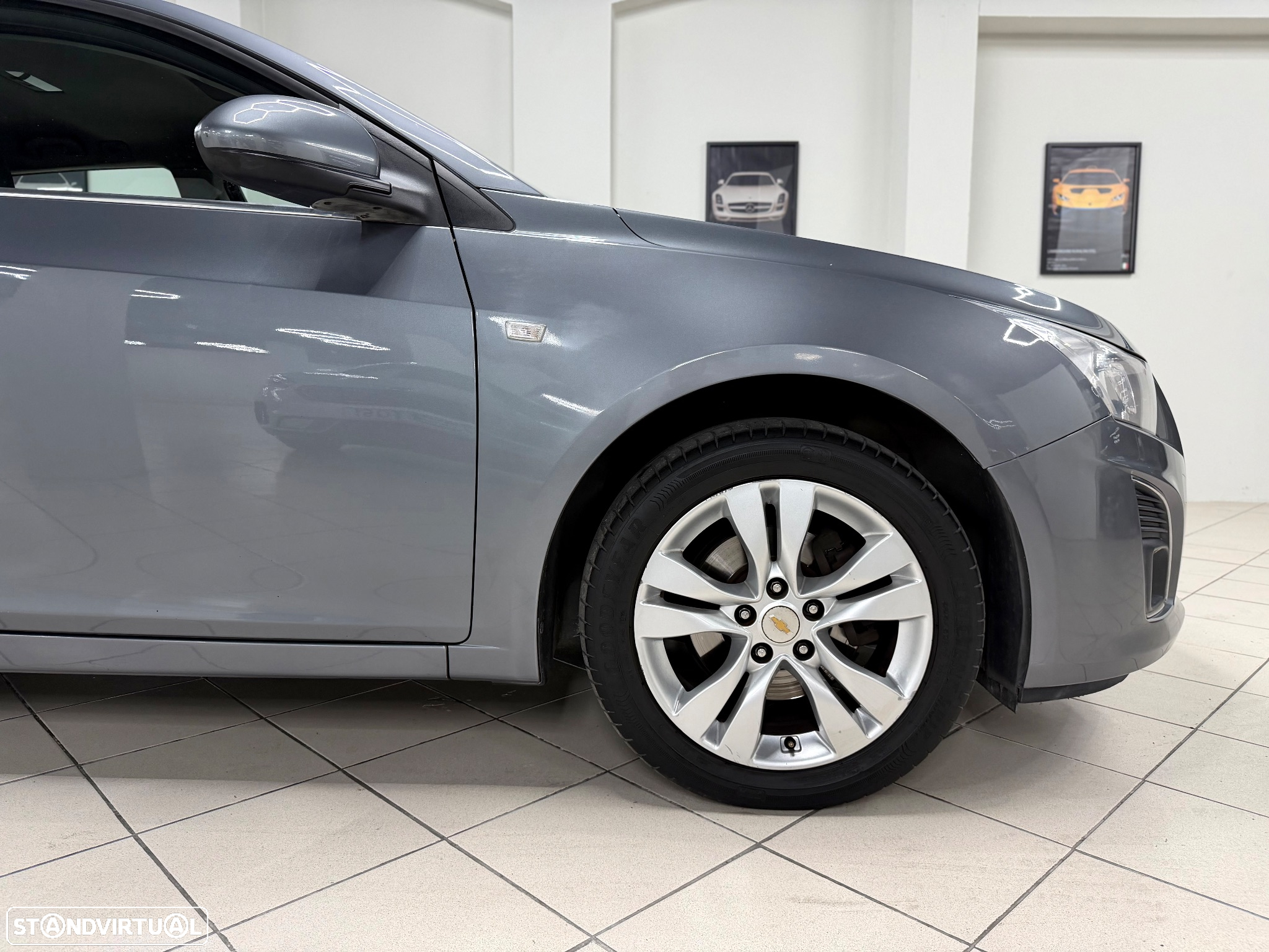 Chevrolet Cruze SW 1.7 VCDi LTZ - 6