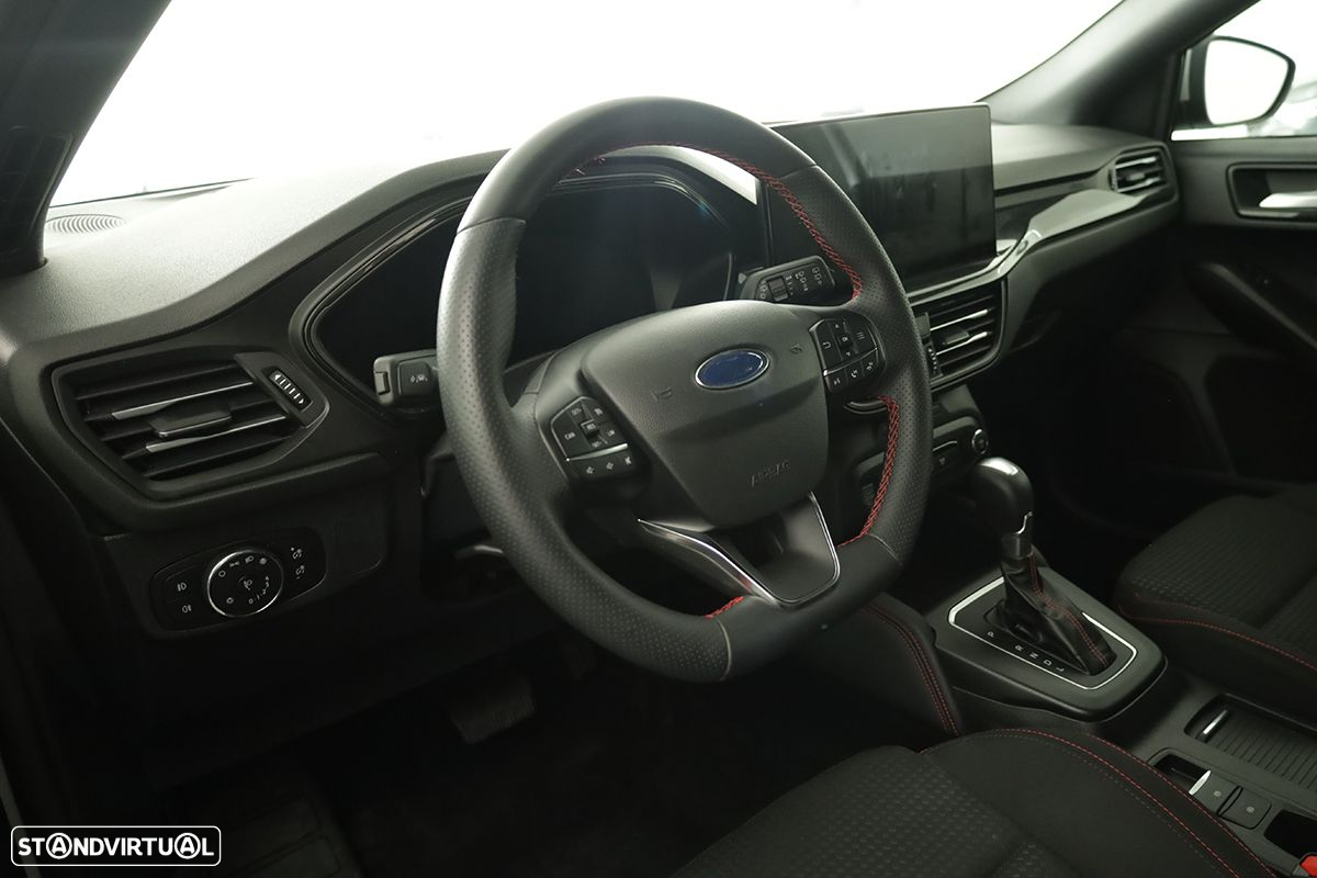 Ford Focus 1.0 EcoBoost MHEV ST-Line X Aut. - 7