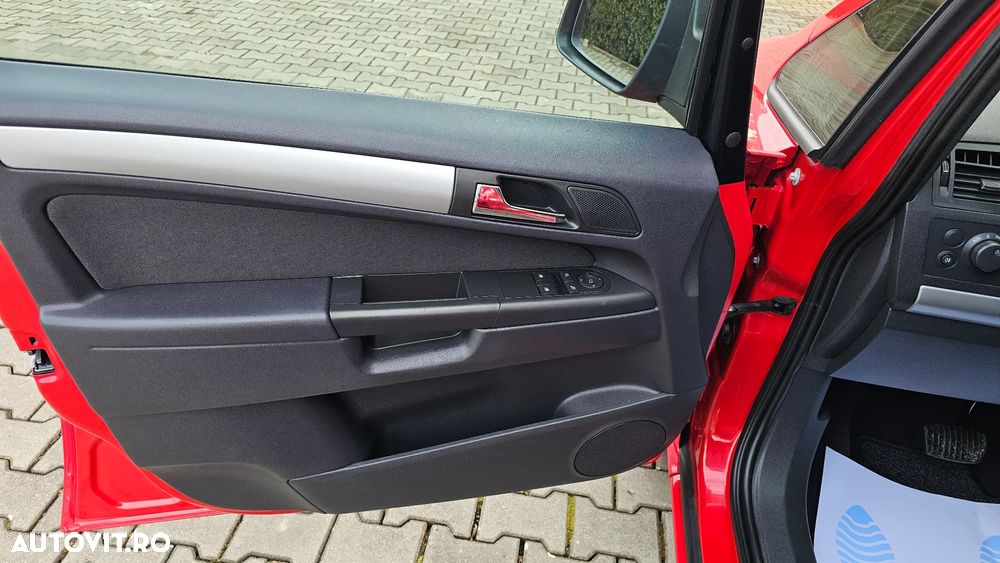 Opel Zafira 1.8 Easytronic Family Plus - 23