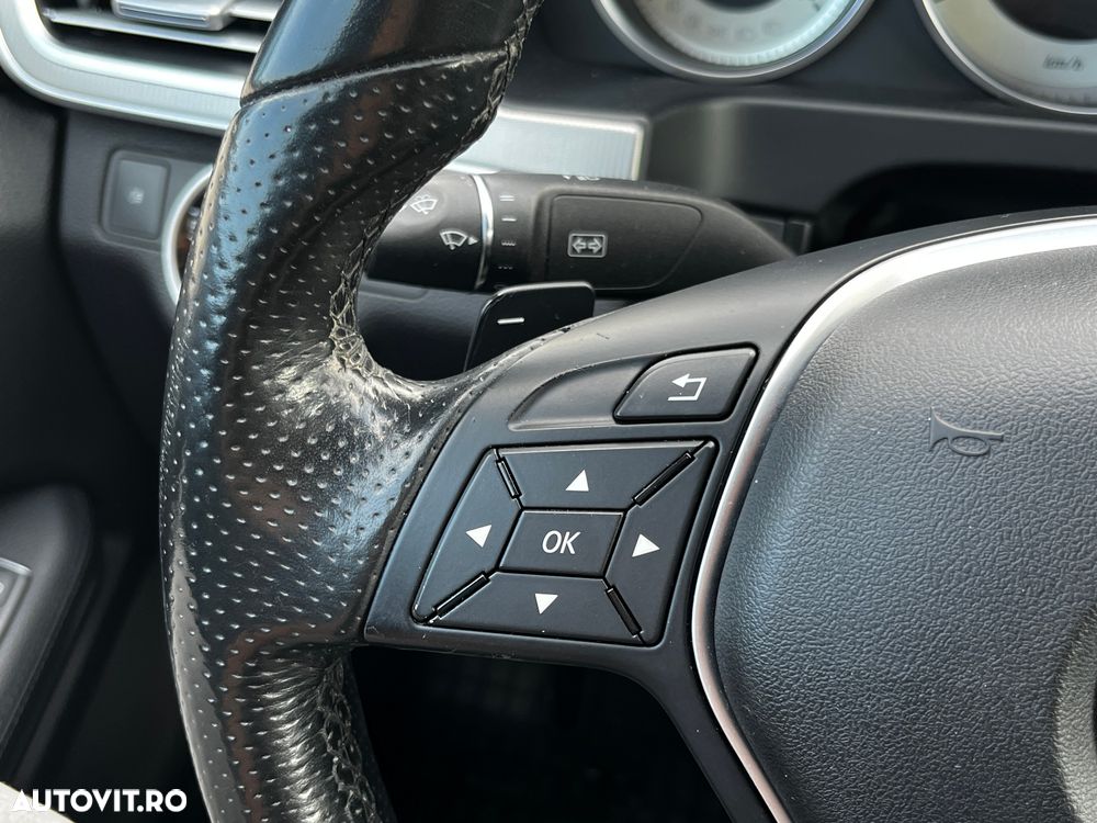 Mercedes-Benz E - 14