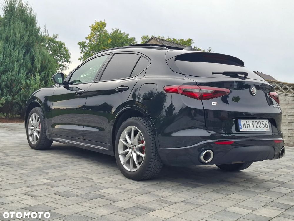 Alfa Romeo Stelvio - 7