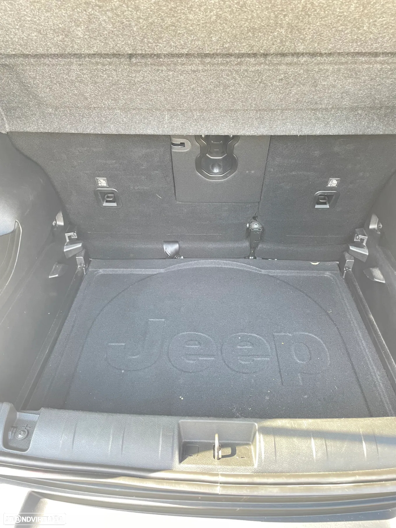 Jeep Renegade 1.0 T Limited - 14