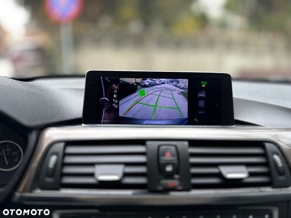 BMW Seria 3 318d Modern Line - 11