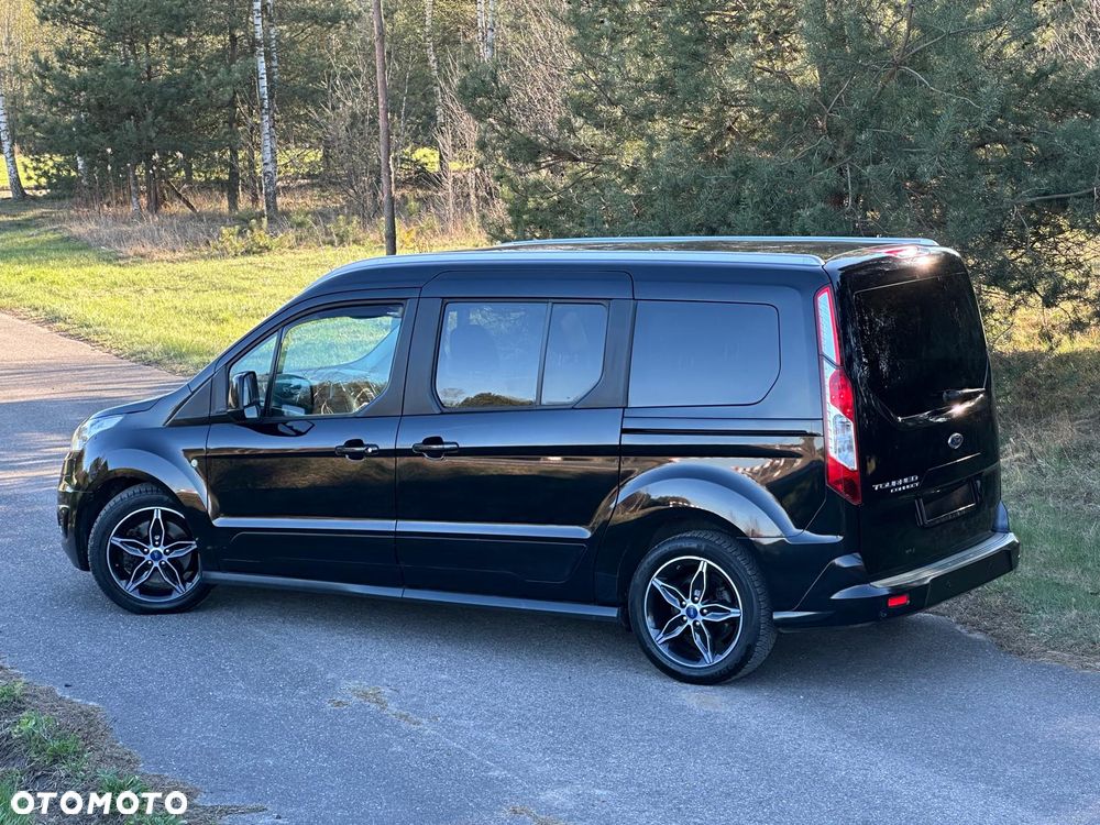 Ford Tourneo Connect Grand - 11