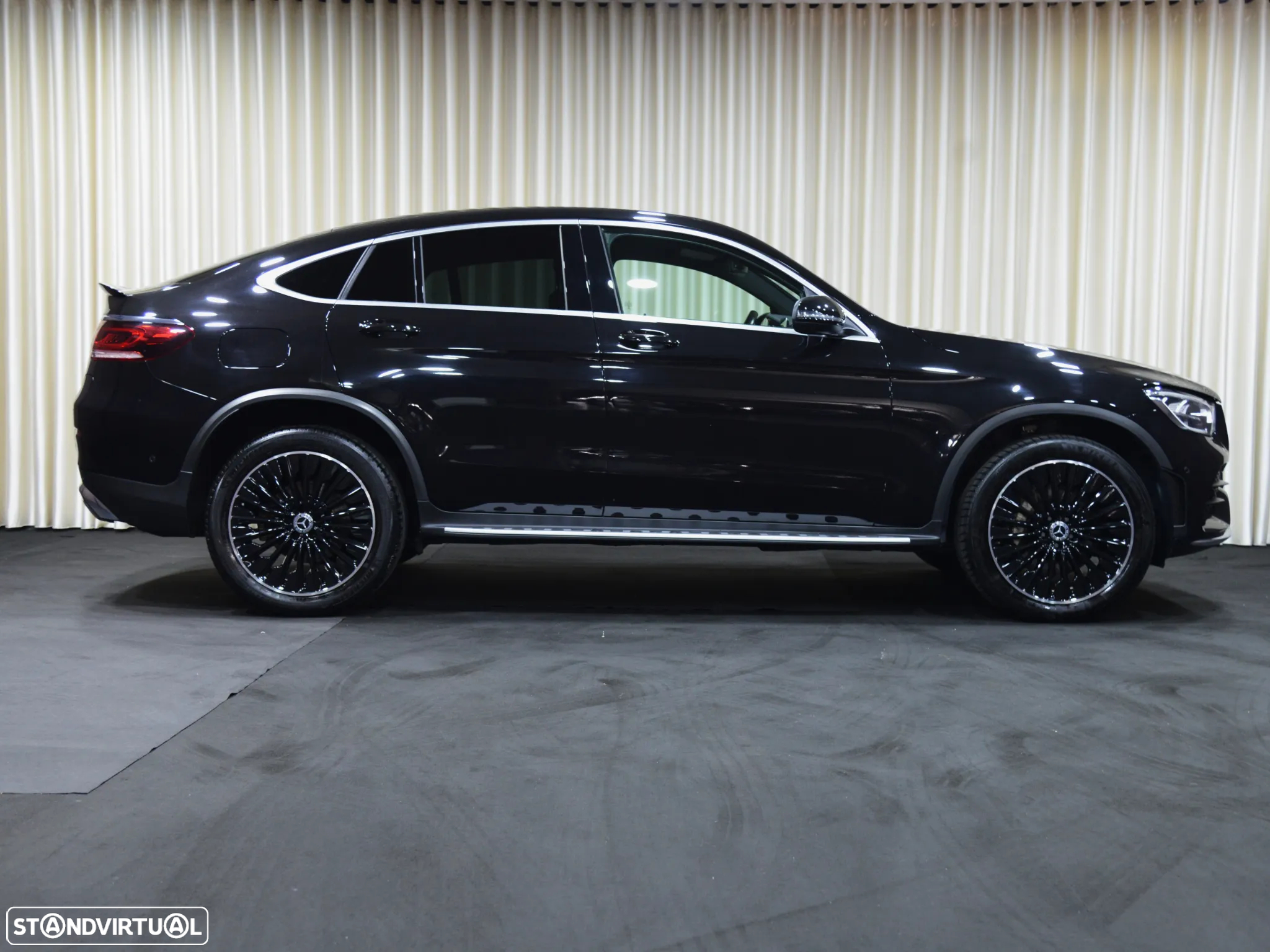 Mercedes-Benz GLC 300 de Coupé 4Matic - 5