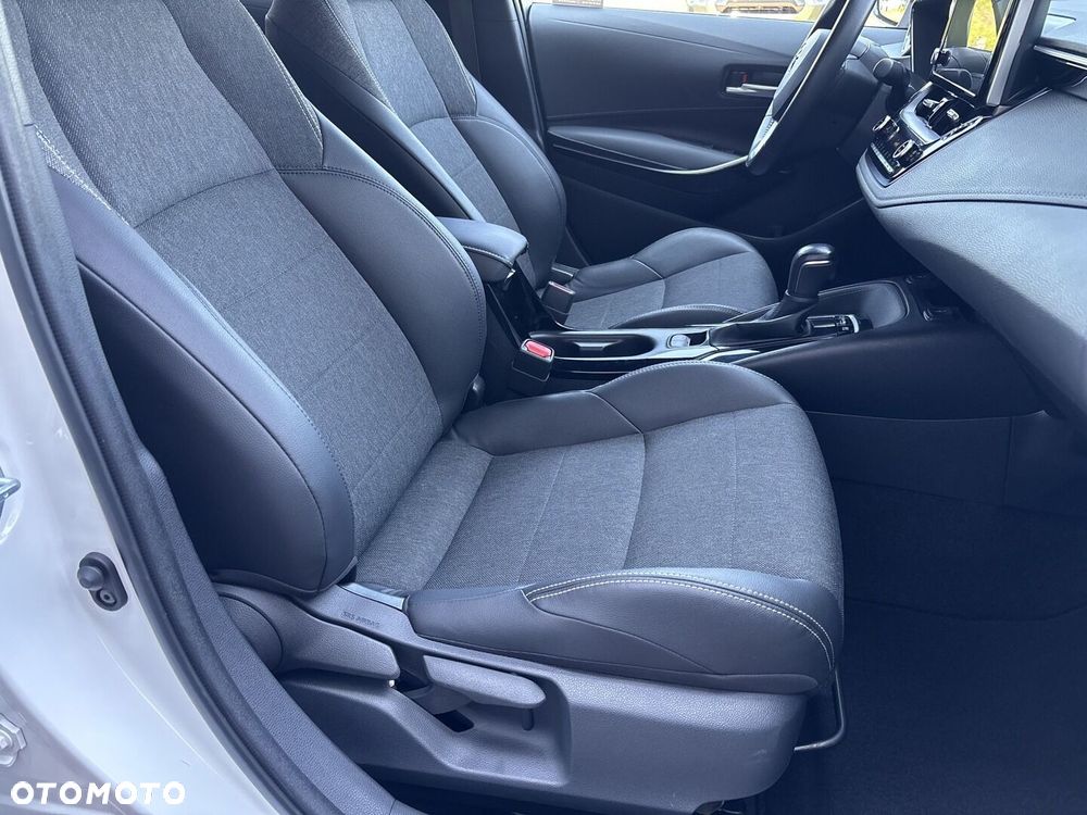 Toyota Corolla 1.8 Hybrid Comfort - 8
