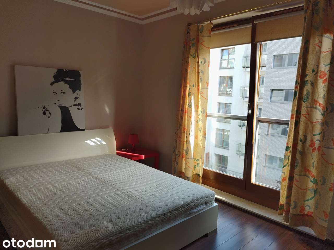 Komfortowe dwupokojowe w apartamentowcu, po remoncie, przy parku