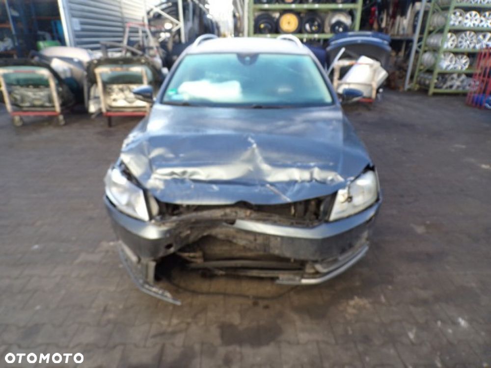 Części- Volkswagen Passat B7 2.0 TDI 177 KM 14R - 2