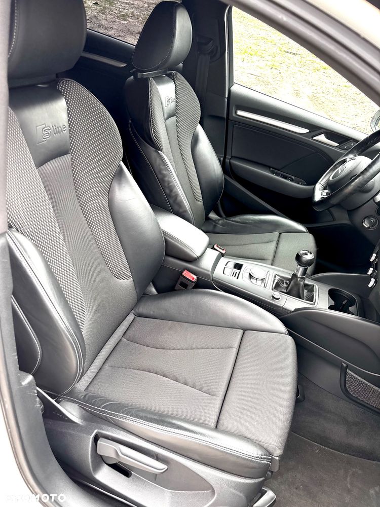 Audi A3 Sportback 2.0 TDI quattro S line Sportpaket - 19