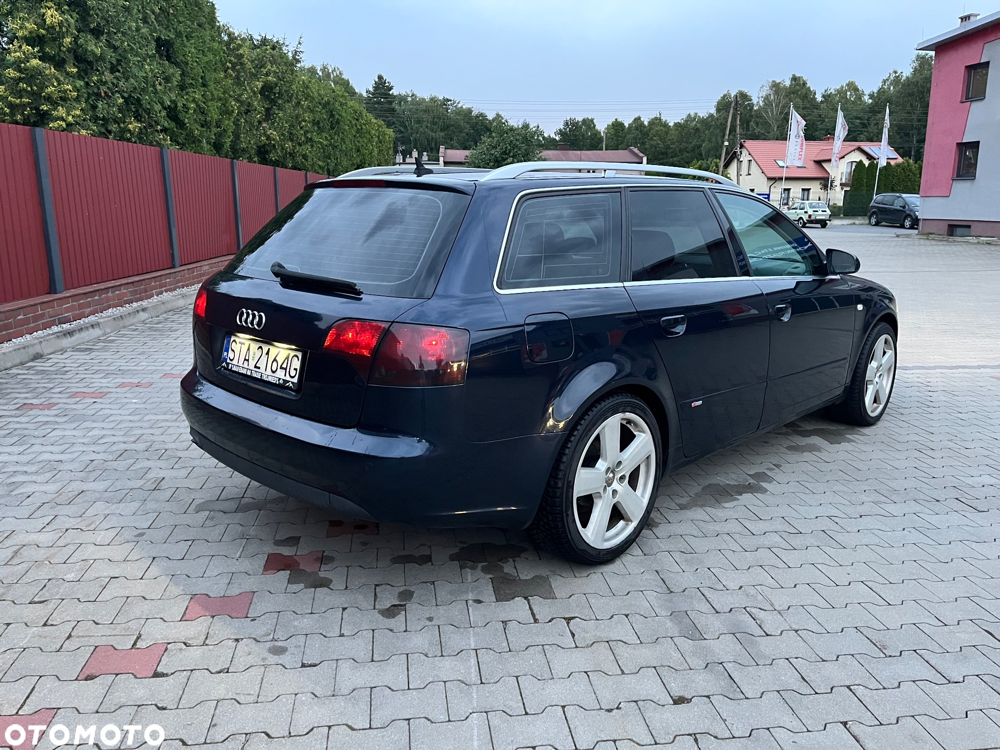 Audi A4 Avant 2.0 TDI - 4