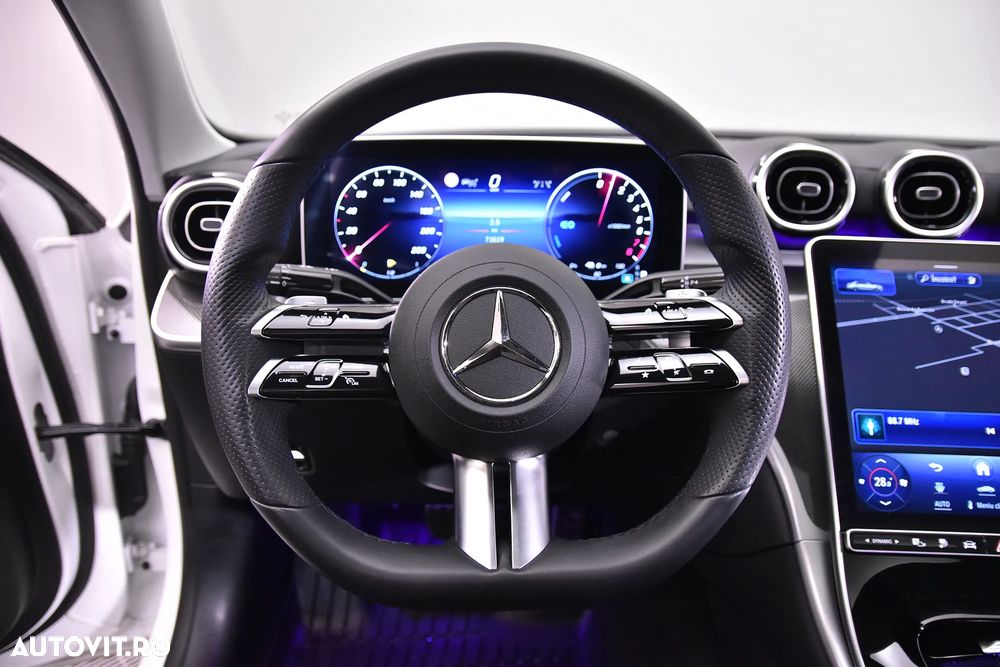 Mercedes-Benz C 300 e 9G-TRONIC AMG Line - 17
