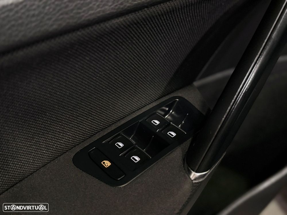 VW Golf 2.0 TDI GTD - 25