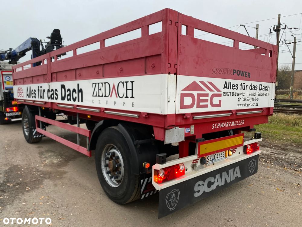 Schwarzmuller platforma z burtami - 13