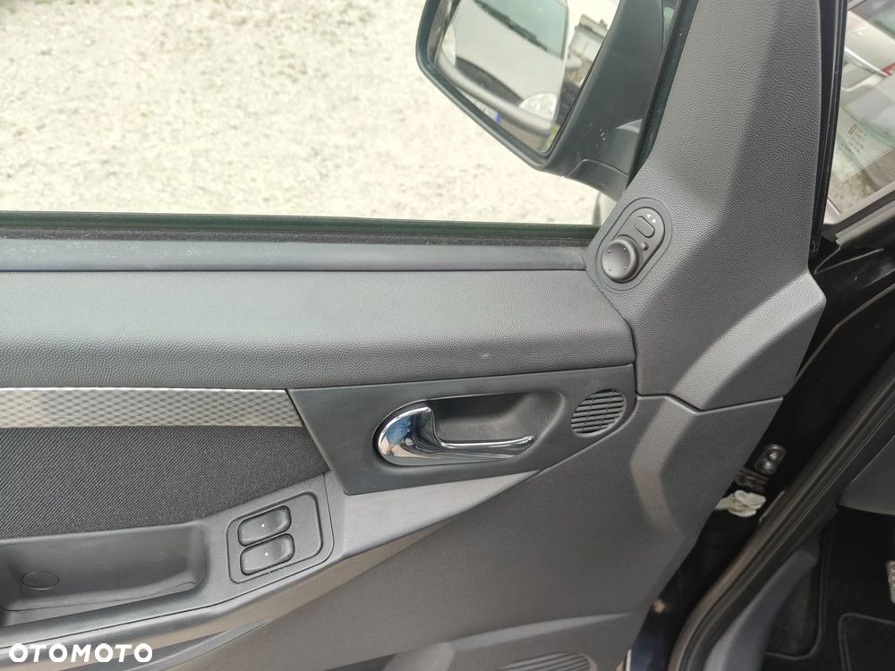 Opel Meriva - 27