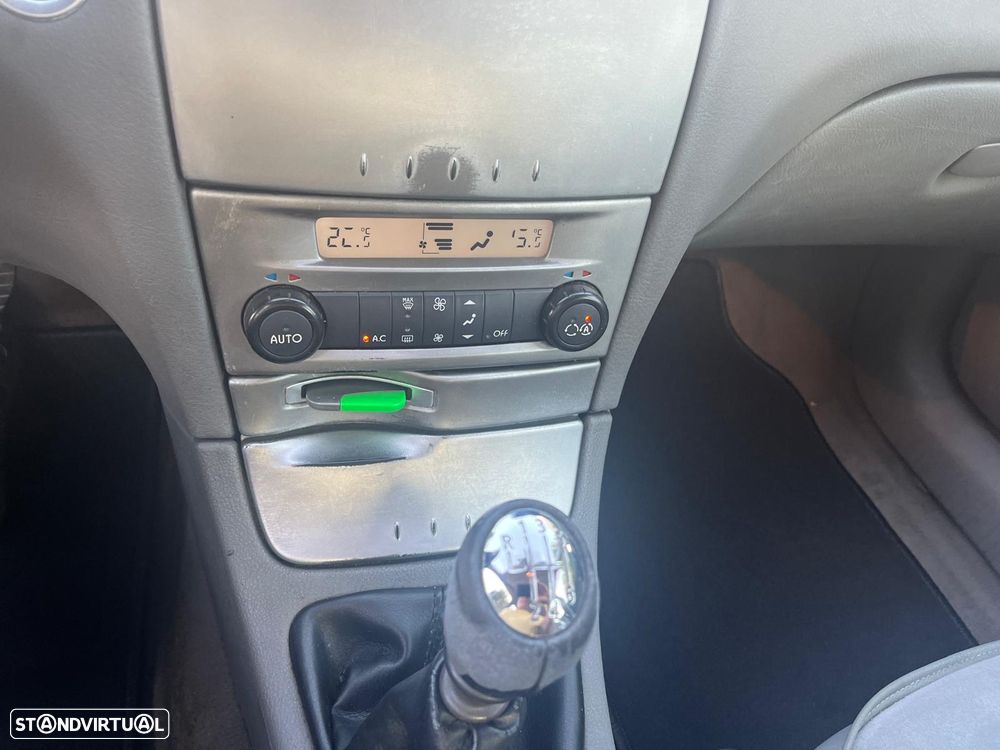 Renault Laguna 1.9 dCi Privilège - 21