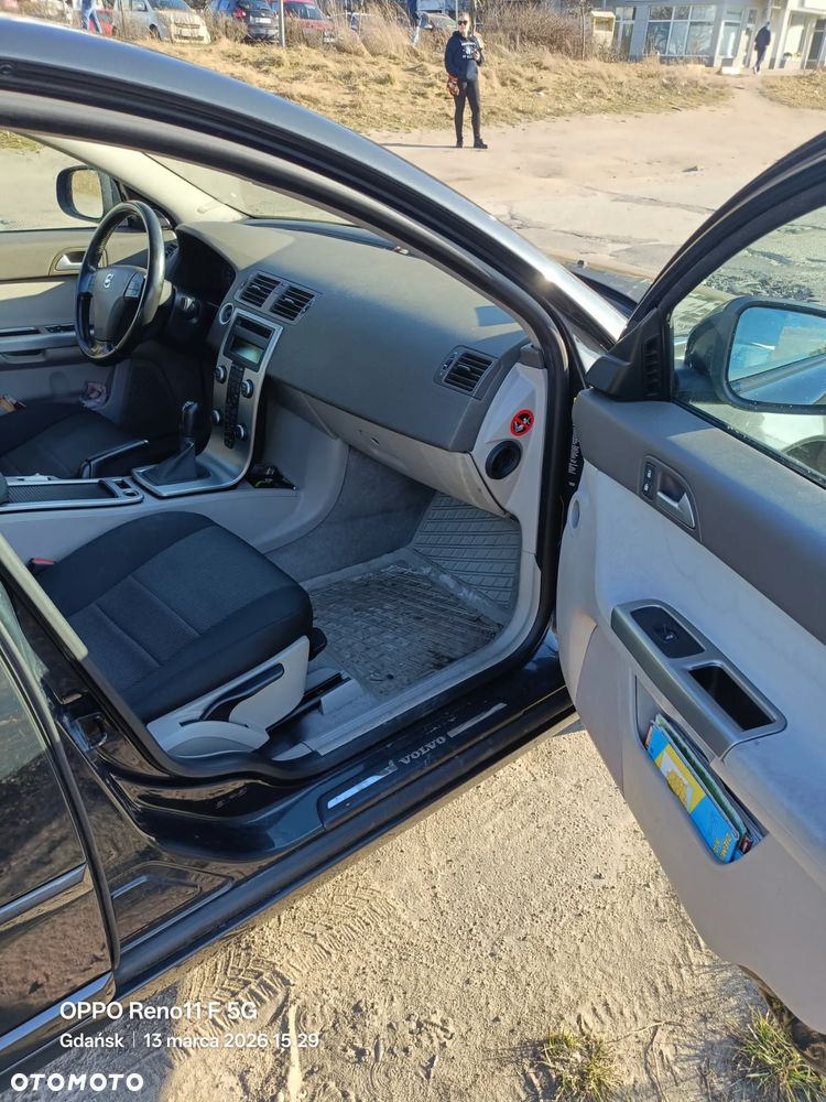 Volvo S40 2.0D Momentum - 10