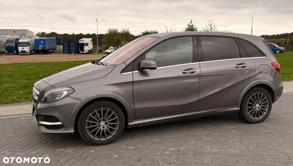 Mercedes-Benz Klasa B (Electric Drive) 250 e - 4