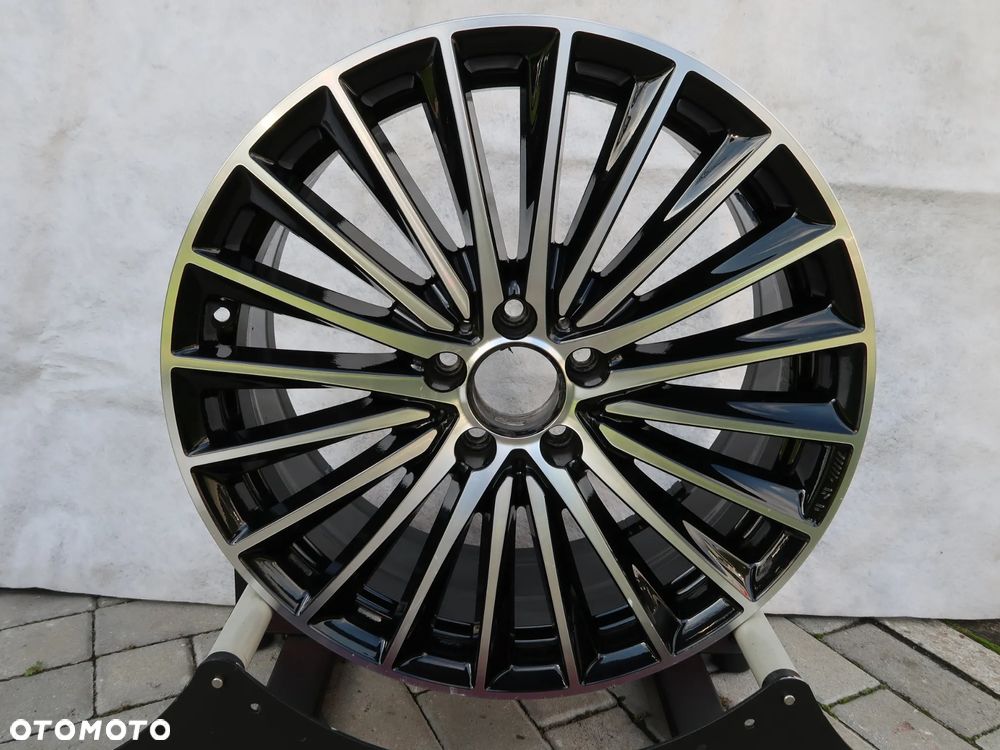 W31 Felga Mercedes A2064011900 7,5x9et40 Idealna Czarna - 2