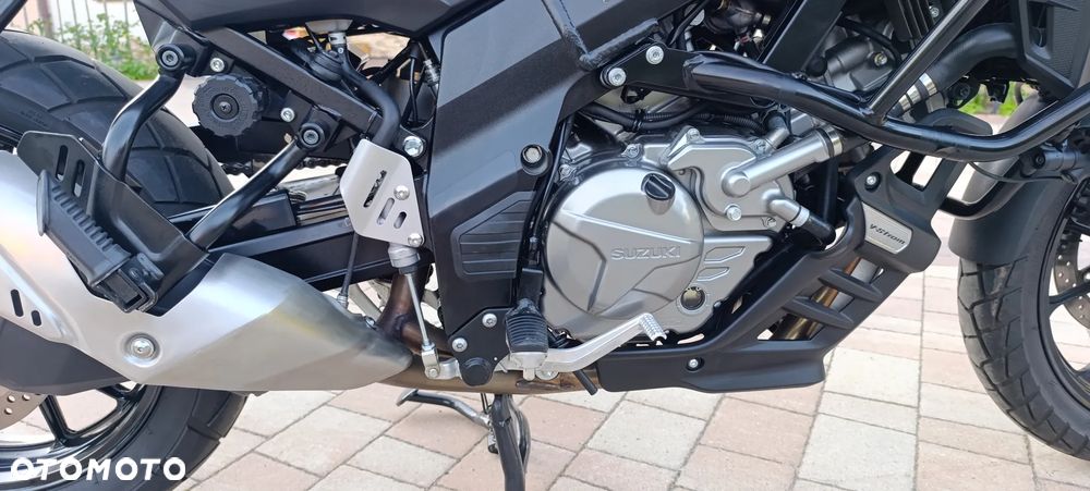 Suzuki V-STROM - 25