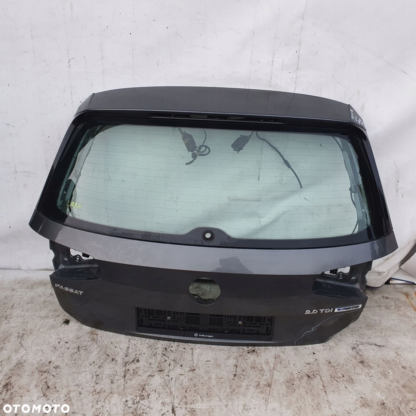 szyba klapa bagażnika VW Passat B8 KOMBI - 1