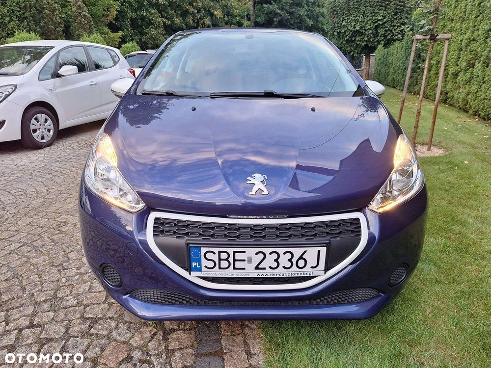 Peugeot 208 - 21