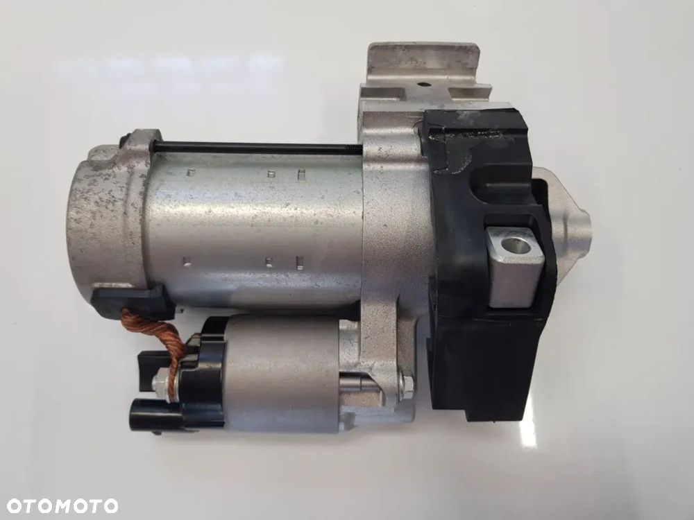 Rozrusznik BMW 2.0D 3.0D G20 G21 G05 X5 F10 F20 F30 HYBRID 8687064 - 3
